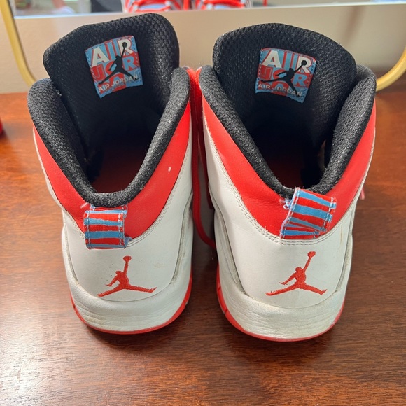 Jordan Men’s Size 9 - Picture 2 of 7